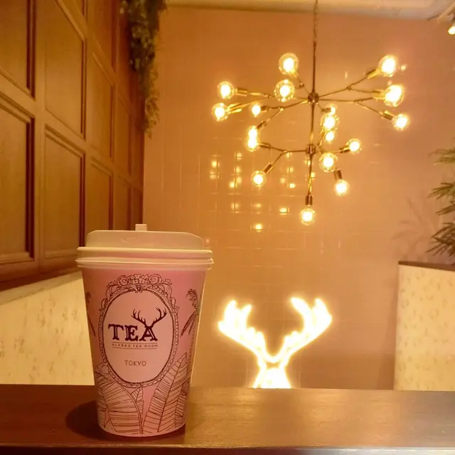 【閉業】アルフレッドティールーム 青山本店 （ALFRED TEA ROOM） 