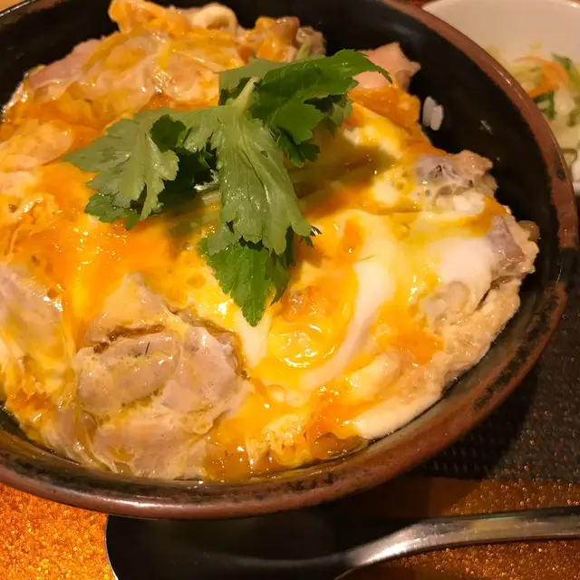 新橋鶏繁どんぶり子