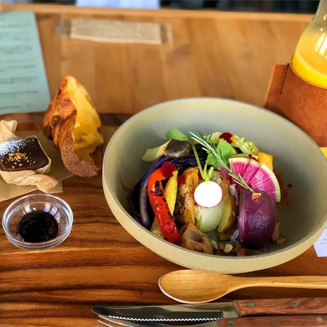 ROCCA & FRIENDS（ロッカ＆フレンズ）