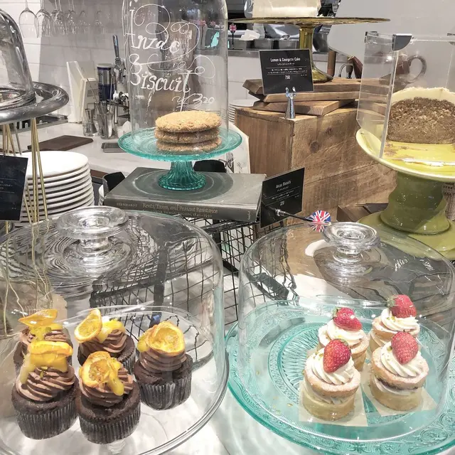 【閉業】FRANZE & EVANS LONDON 表参道店 （フランツアンドエヴァンスロンドン）