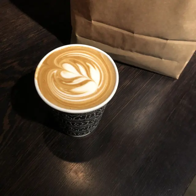 BROOKLYN ROASTING COMPANY NAMBA（ブルックリンロースティングカンパニー なんばEKIKAN店）