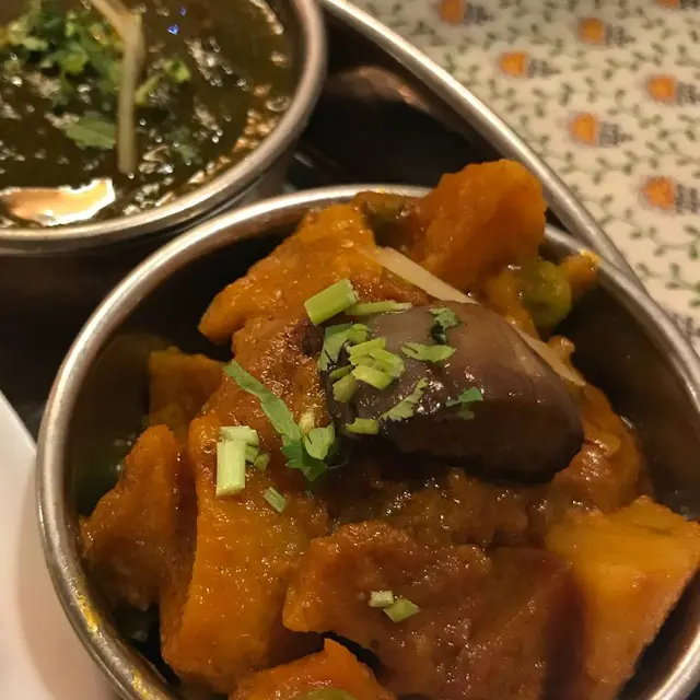 Saffron Ikebukuro-The Indian RestroBar (サフラン池袋)