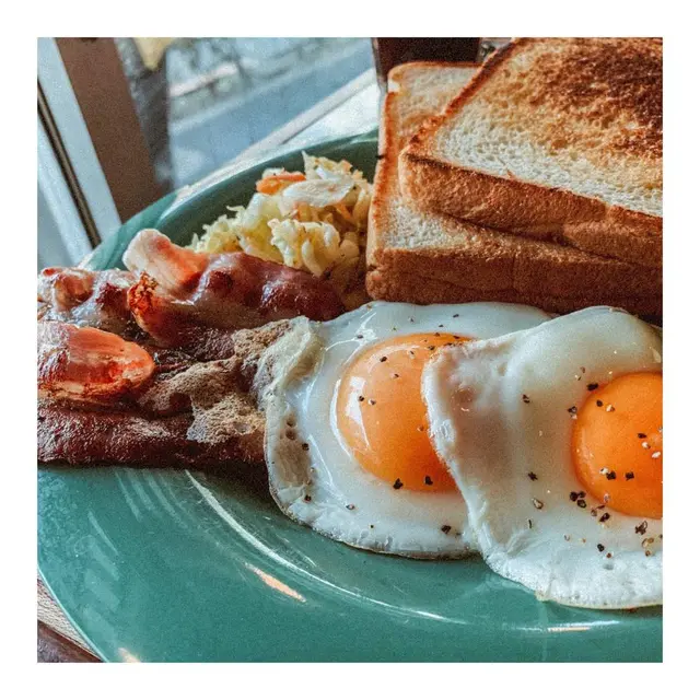 バイ ミー スタンド （BUY ME STAND） 