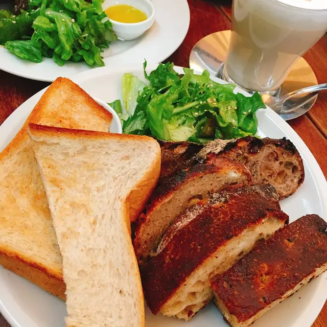 まちのパーラー