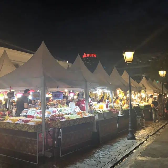 Asiatique The Riverfront