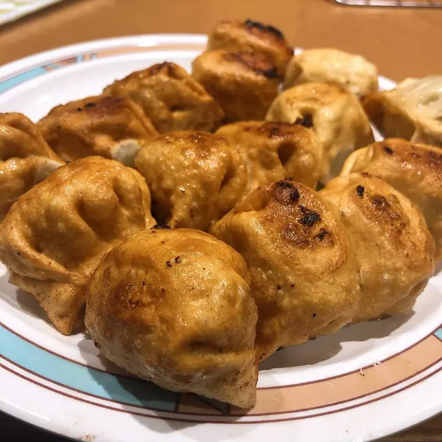 第7ギョーザの店