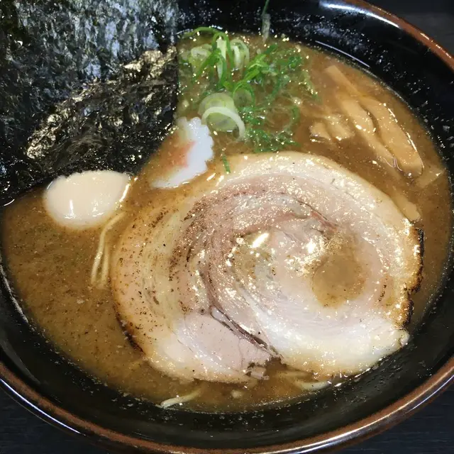 ラーメン まるさ商店