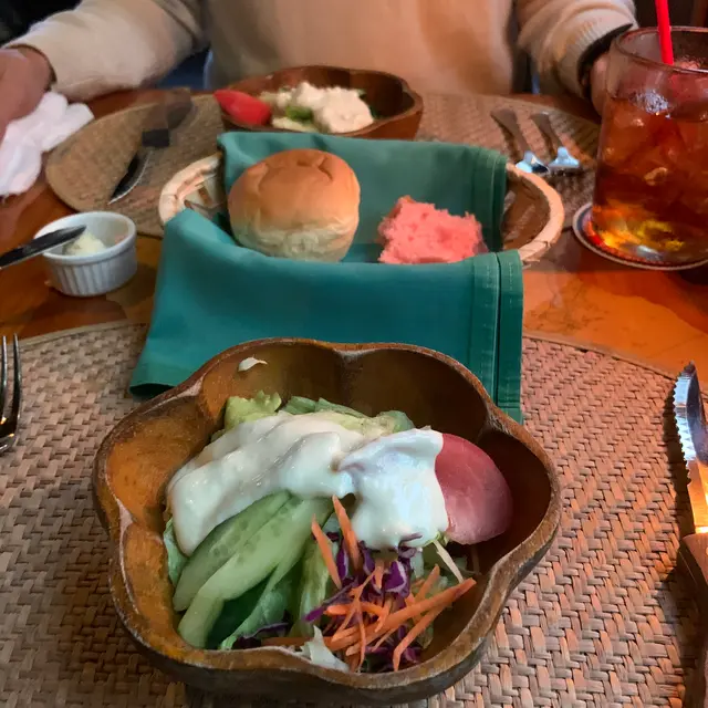 サムズバイザシー泡瀬店