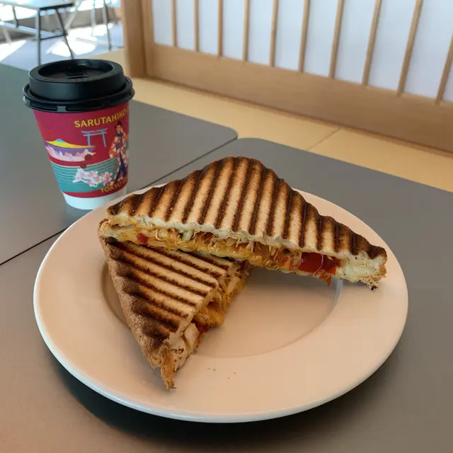 猿田彦珈琲 The Bridge 原宿駅店