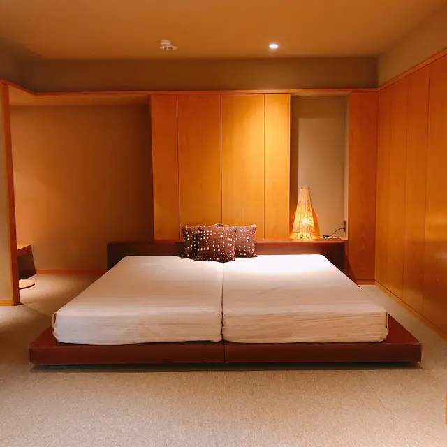 リバーリトリート 雅樂倶 （がらく）