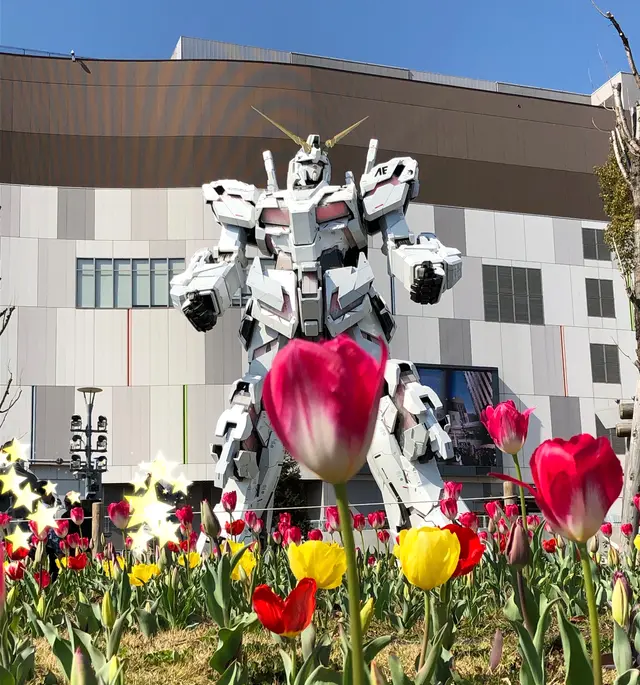 実物大ガンダム立像