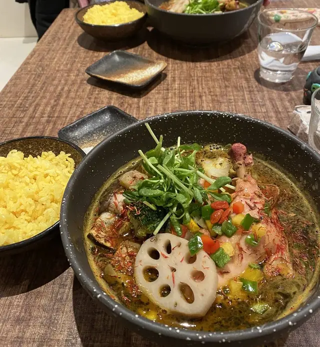 薬膳スープカレー・シャナイア（Shania）