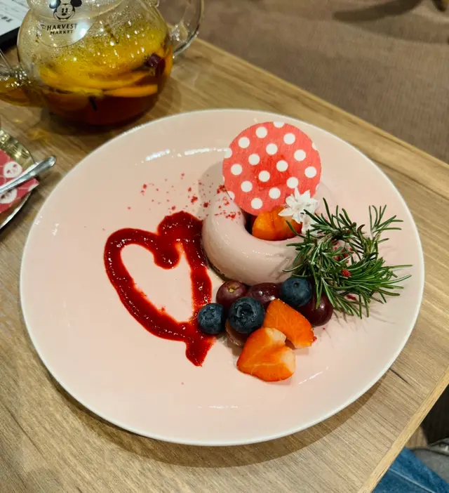 Disney HARVEST MARKET By CAFE COMPANY（ディズニー・ハーベスト・マーケット）