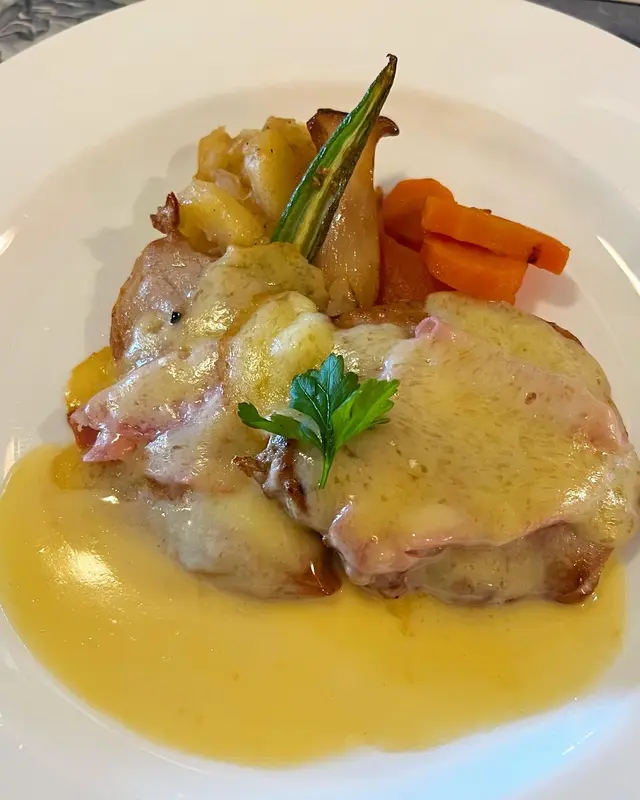 スイス料理 プチ・シャレー
