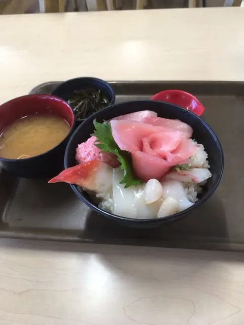 大遠会館 マグロレストラン