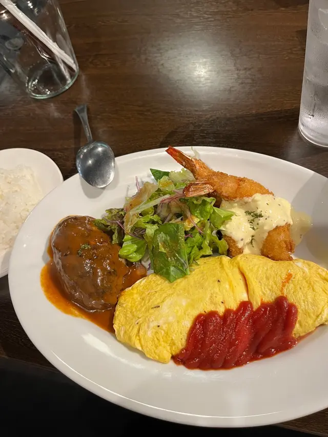 グリル洋食＆ワイン キッチンロード （kitchen ROAD）