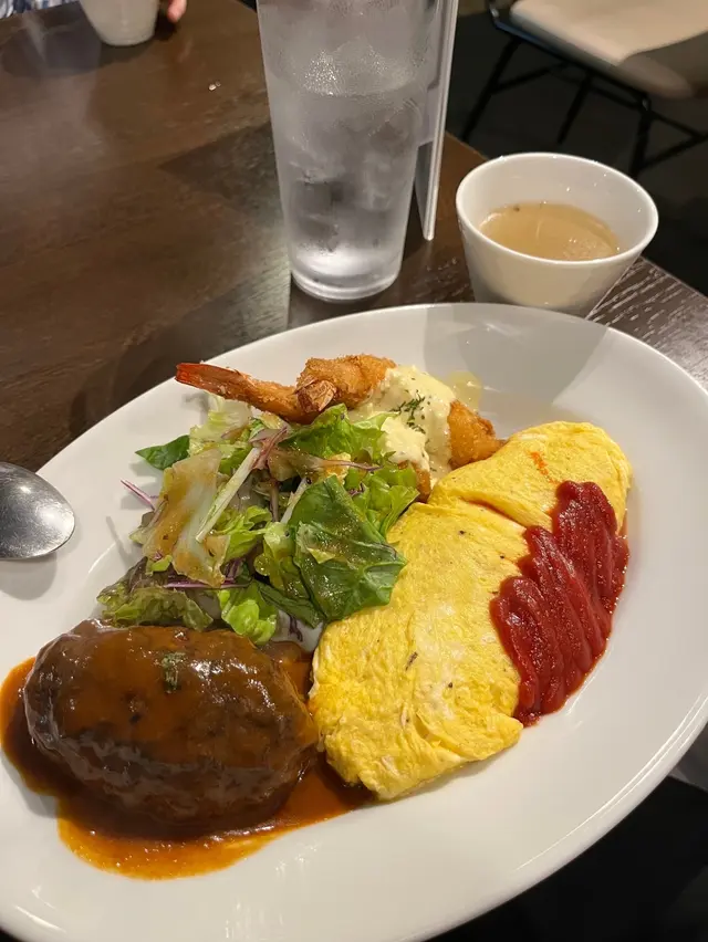 グリル洋食＆ワイン キッチンロード （kitchen ROAD）