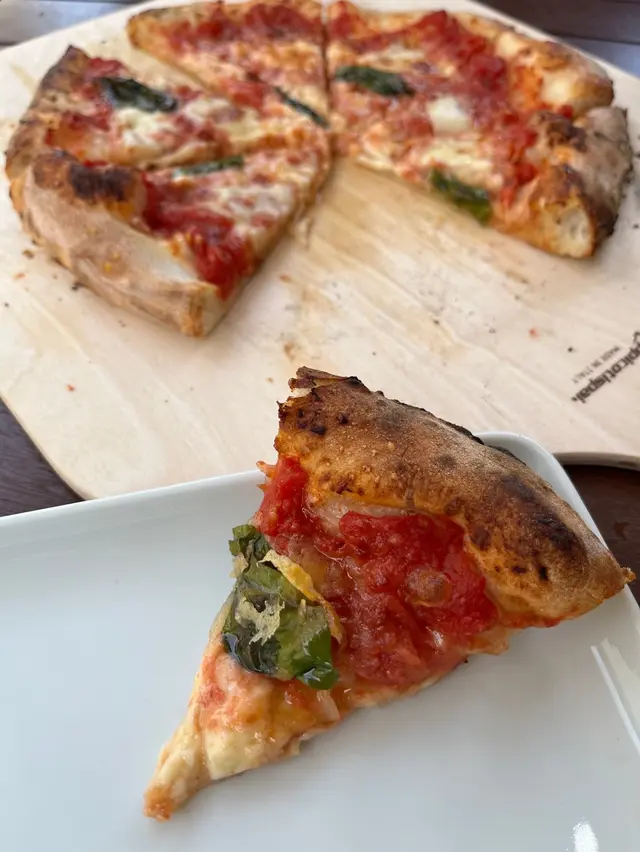 LUKE'S PIZZA & GRILL ルークスピザ アンド グリル