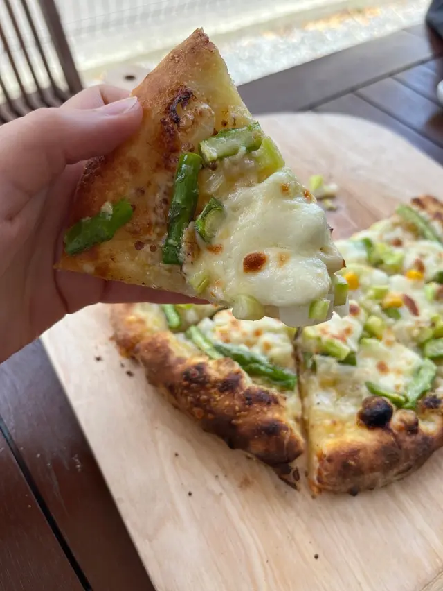 LUKE'S PIZZA & GRILL ルークスピザ アンド グリル