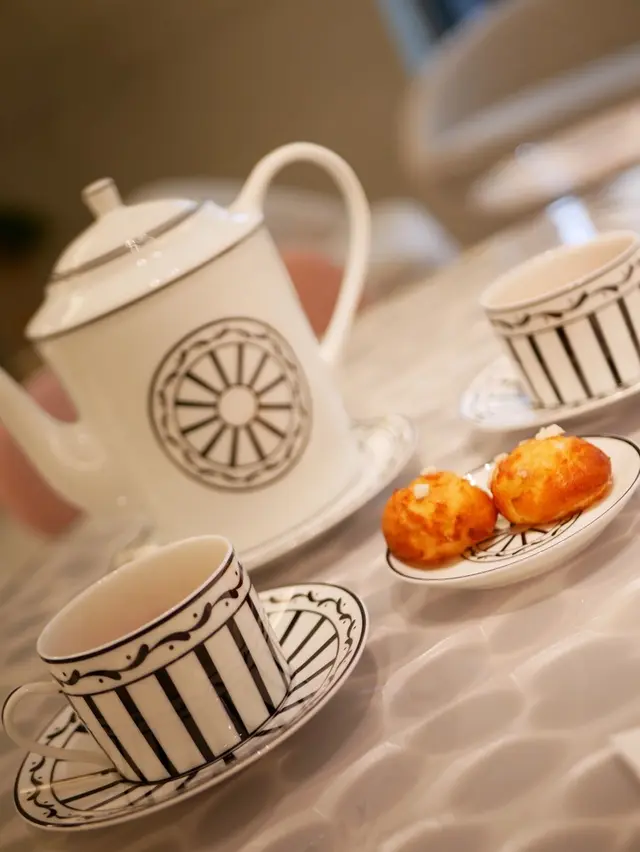 【閉業】Cafe'Dior by Pierre Herme’（カフェ ディオール バイ ピエール エルメ）