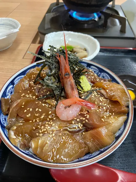 氷見 魚市場食堂 