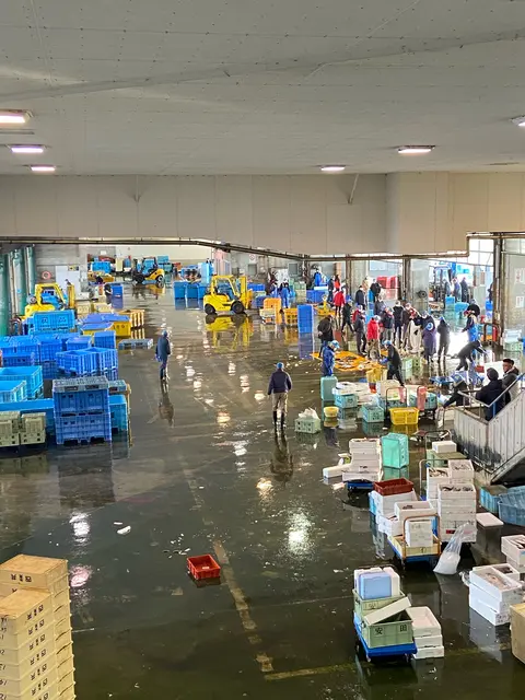 氷見 魚市場食堂 