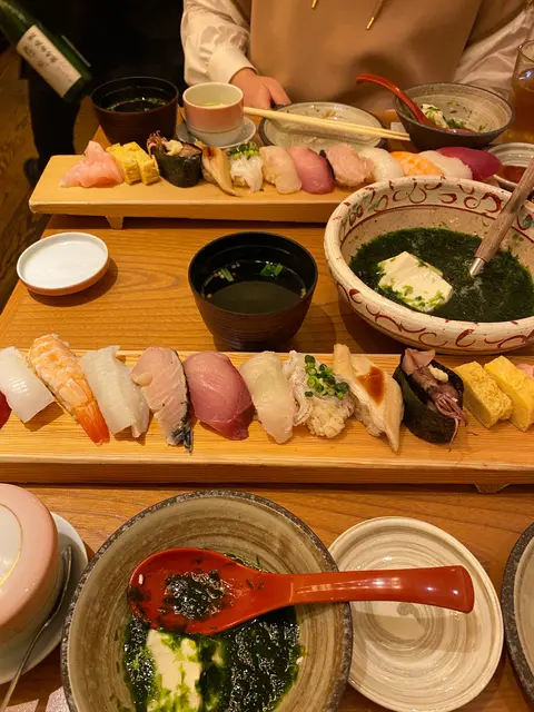 豊洲場外食堂 魚金