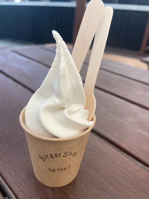 ハンバーガーショップ safsaf
