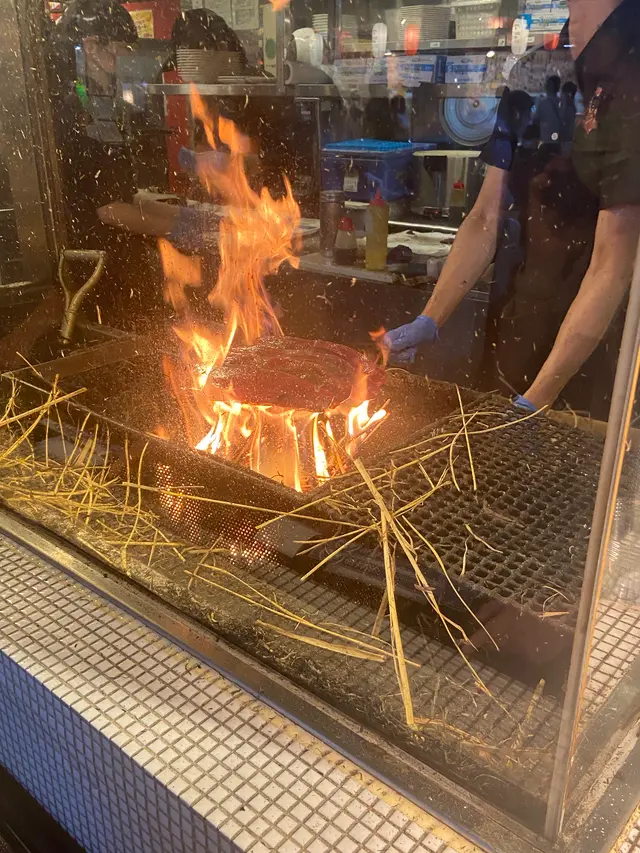 ひろめ市場