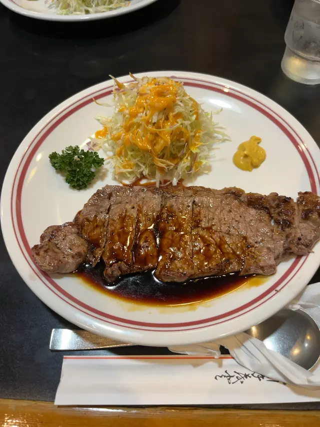 牛肉料理 炭焼ステーキ専門店 鎌田