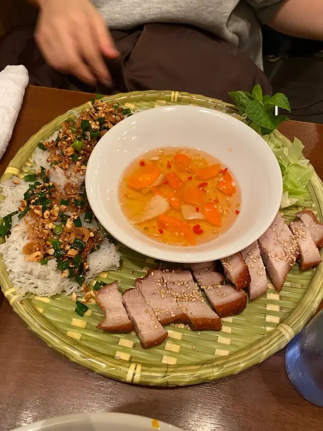 ホァングン 渋谷文化村通り店