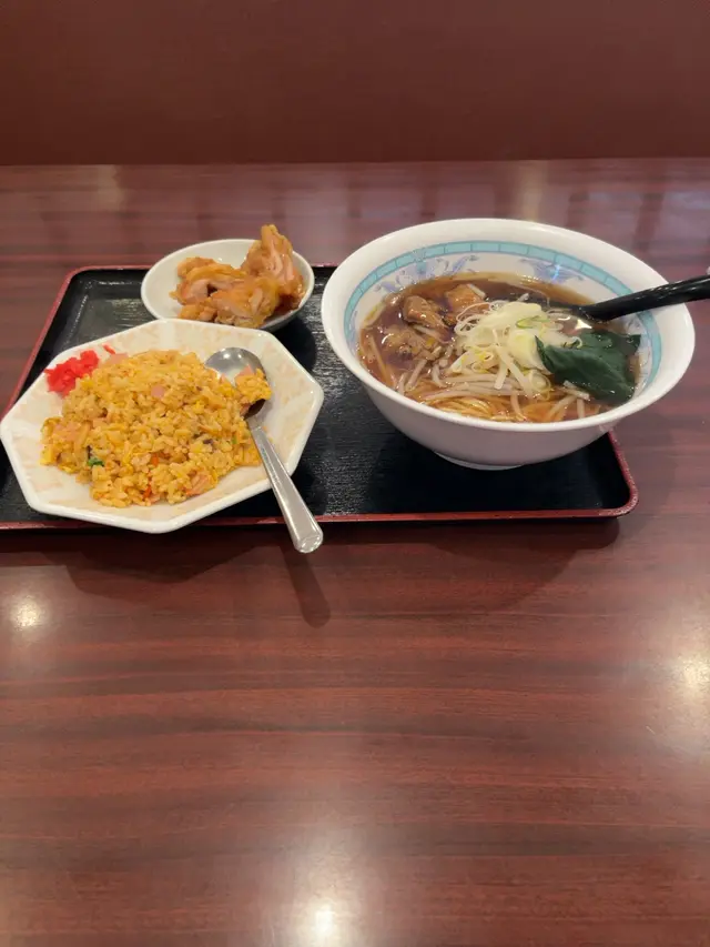 創作 新中華料理 紅梅園