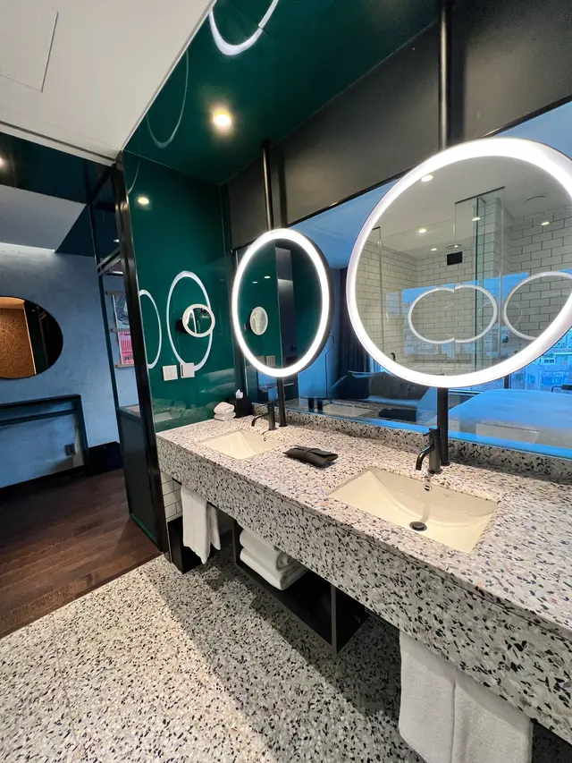 ライズ オートグラフ コレクション