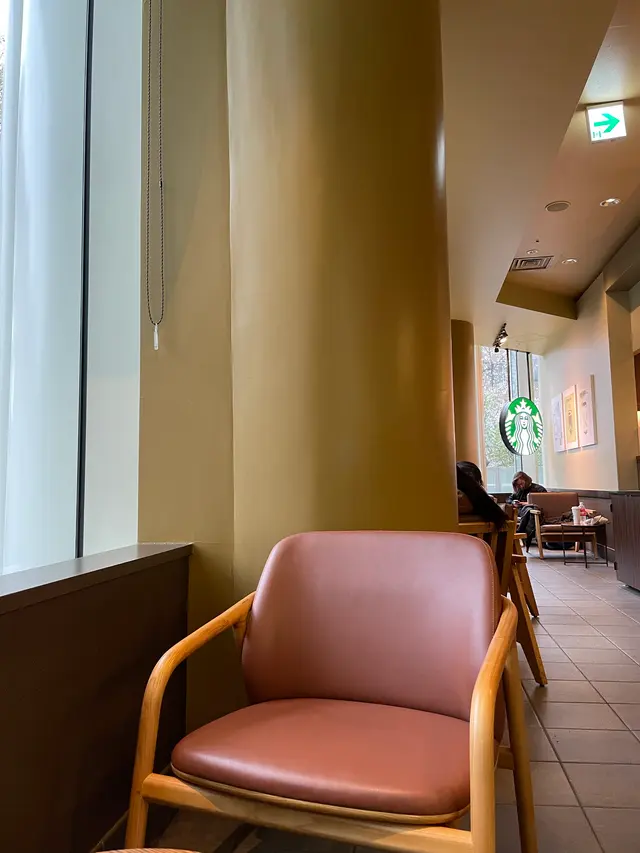 スターバックスコーヒー 愛宕グリーンヒルズ店（STARBUCKS COFFEE）