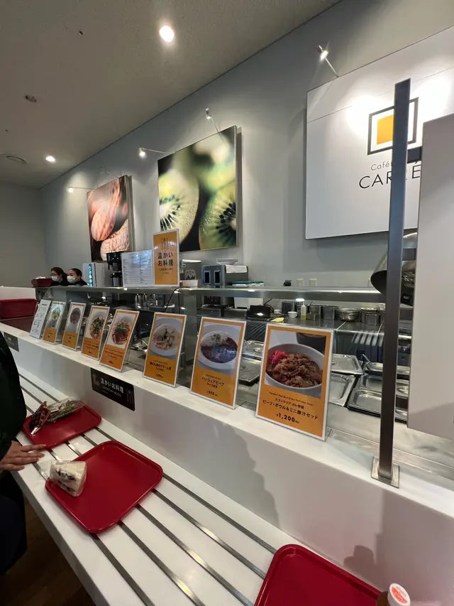 国立新美術館