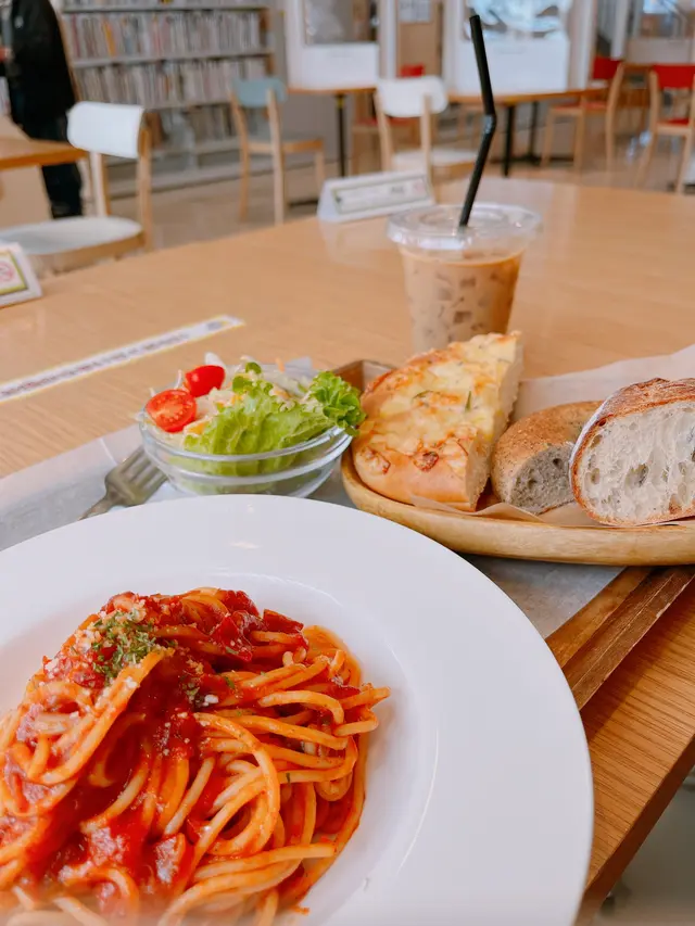 としょパン