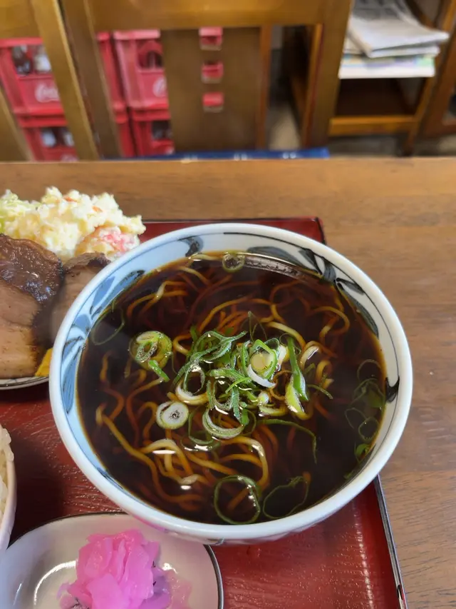 よしむら麺類店