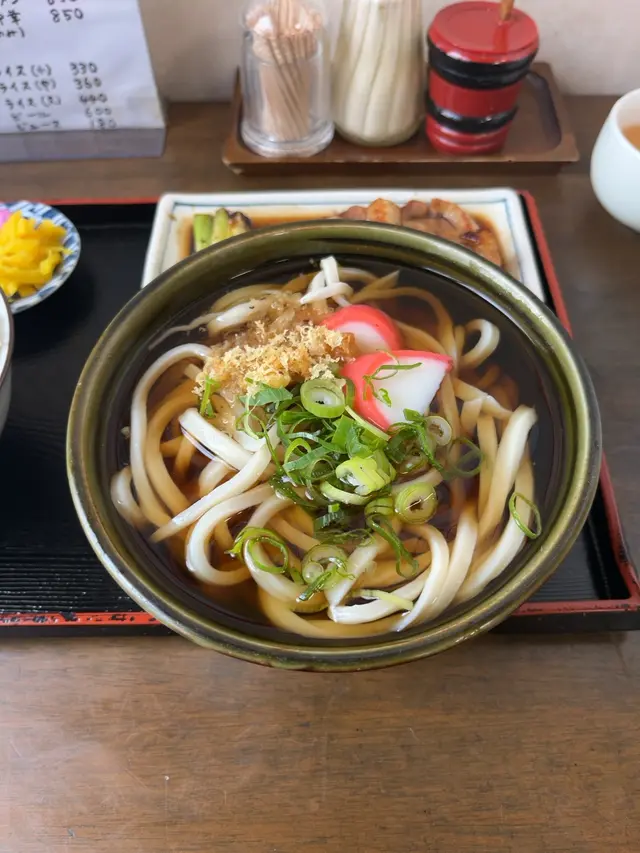 よしむら麺類店