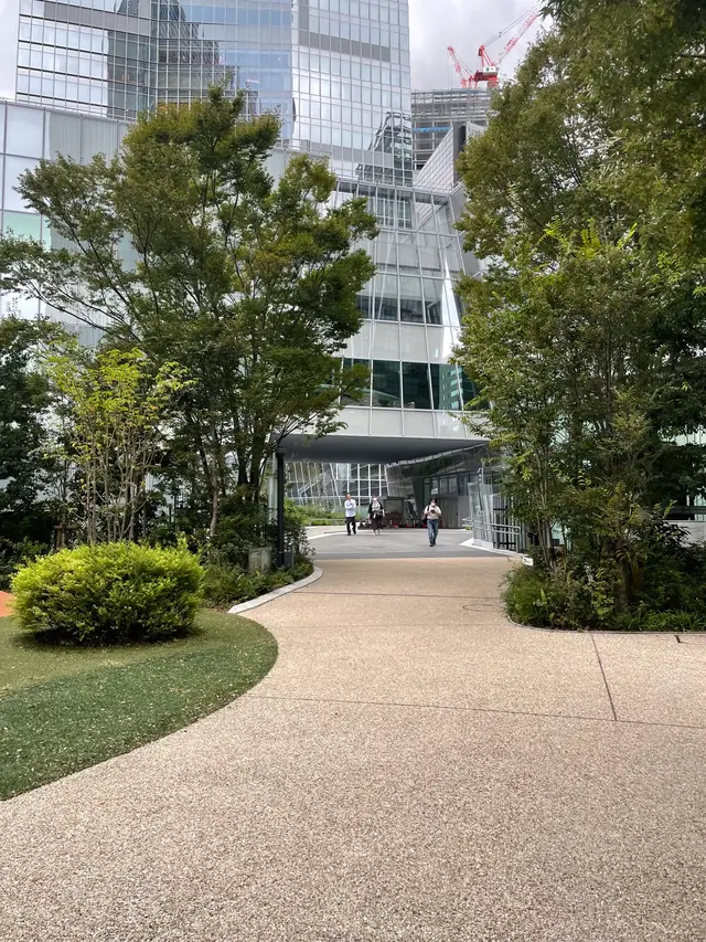 オーバル広場