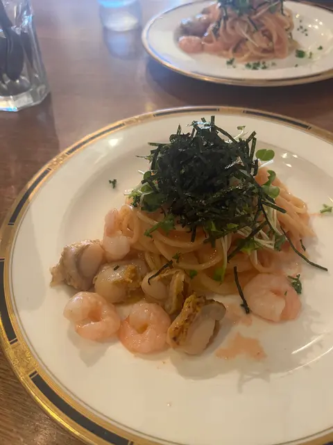 パスタ食堂 アントロワ