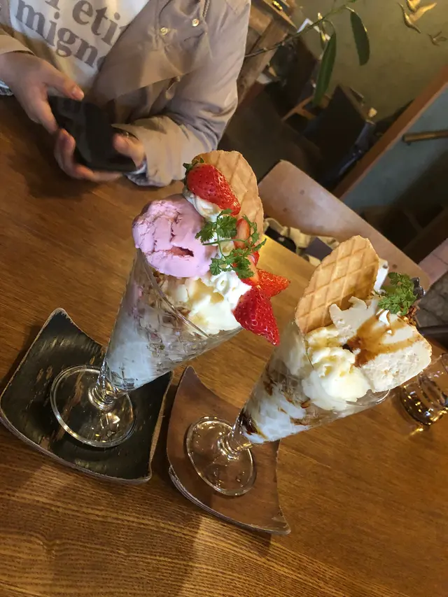 パスタ食堂 アントロワ