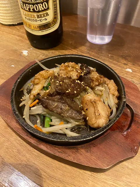 鉄板焼 博多天神ホルモン ホワイティうめだ店