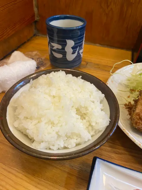 にし与