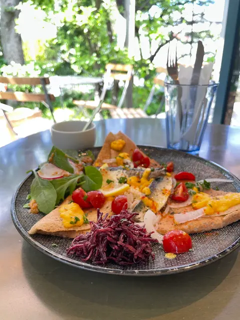 ニシアン・カフェ