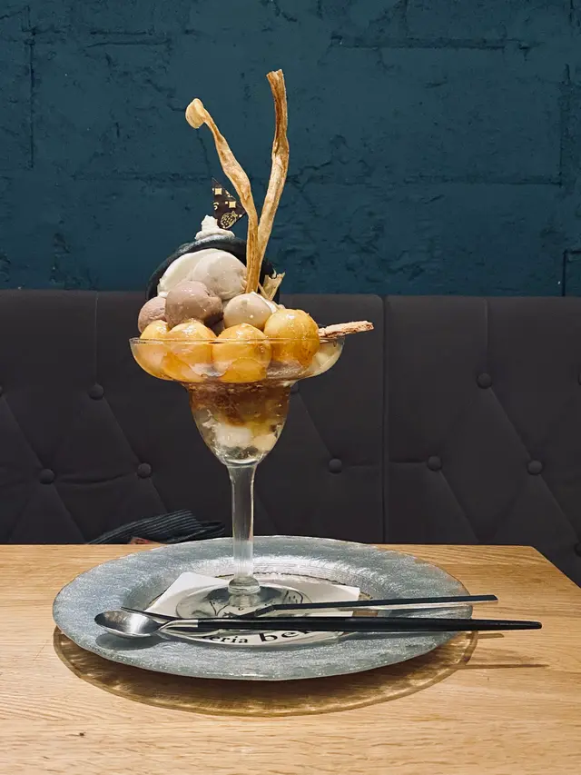 夜パフェ専門店 Parfaiteria beL 渋谷（パフェテリア ベル）