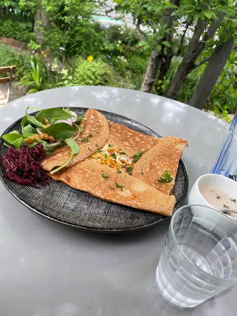 ニシアン・カフェ