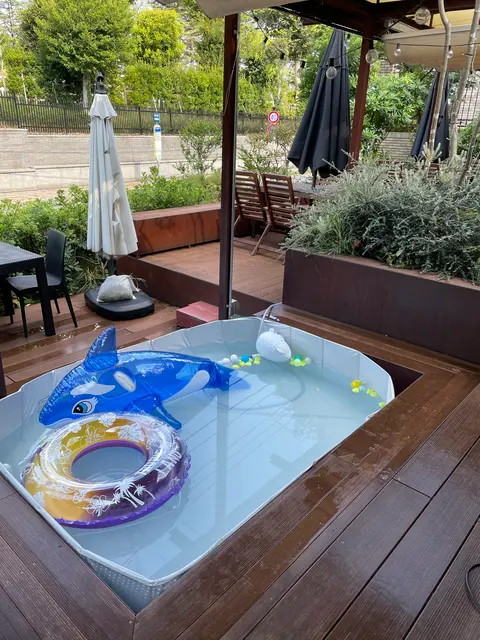 Cafe +8101 (カフェプラスエイトワンオーワン)