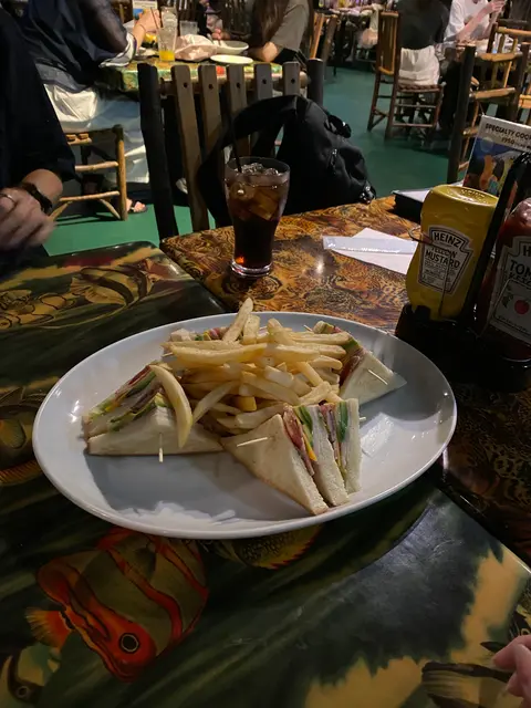 レインフォレスト カフェ・トーキョー