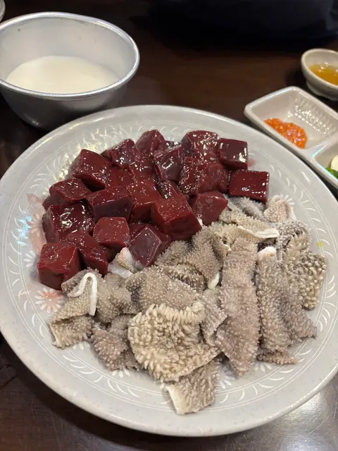 プチョンユッケ 本店/プチョンユッケ ポンジョム / 부촌육회 본점プチョンユッケ 本店