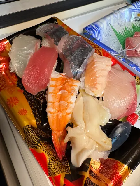 （有）岡田商店